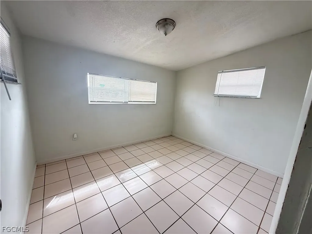 21422 Kenyon Avenue Port Charlotte FL 33952