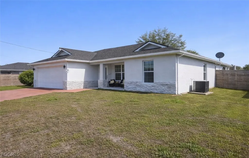 317 NW 20th Terrace Cape Coral FL 33993