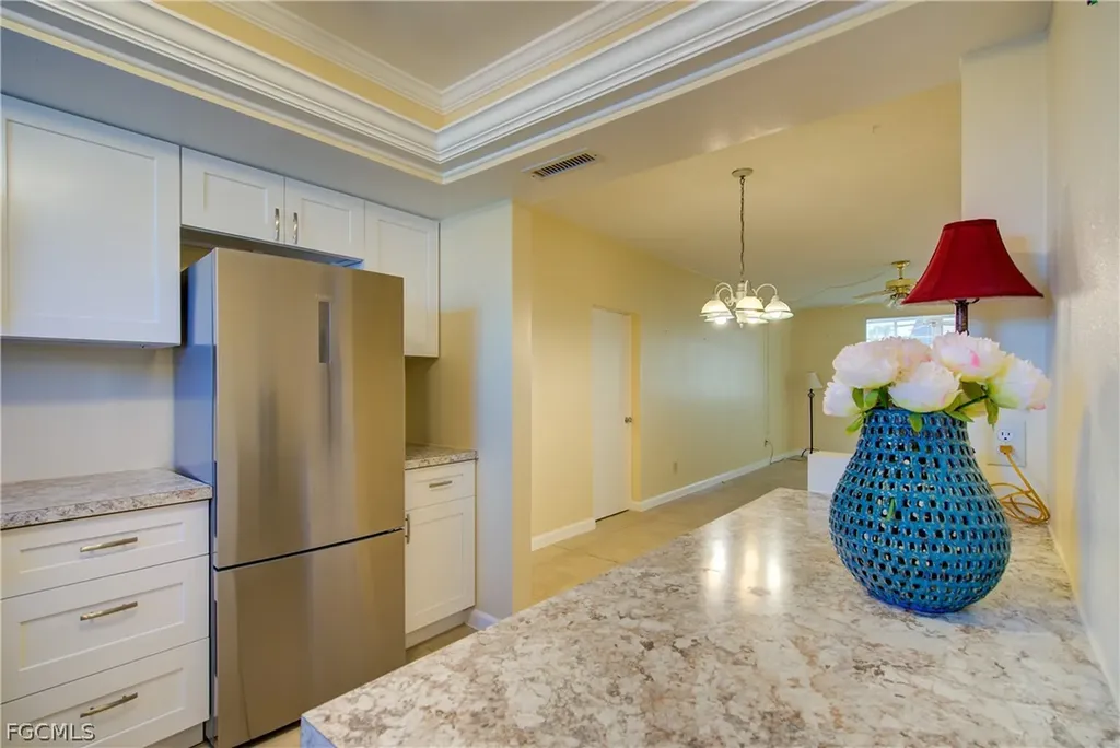 402 SE 42nd Terrace Cape Coral FL 33904