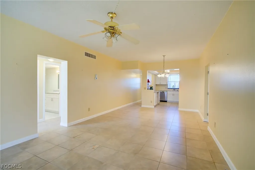402 SE 42nd Terrace Cape Coral FL 33904