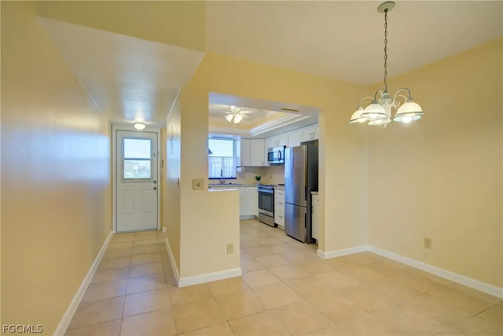 402 SE 42nd Terrace Cape Coral FL 33904