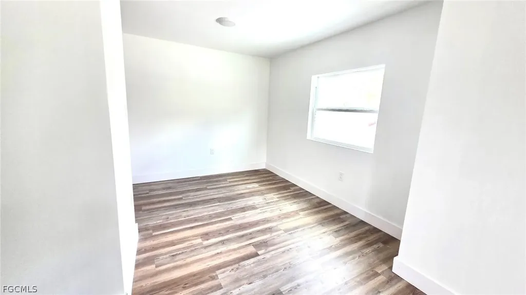 8180 Suncoast Drive North Fort Myers FL 33917