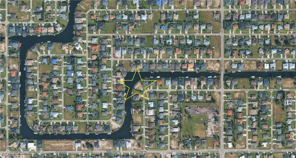3100 SW 22nd Avenue Cape Coral FL 33914