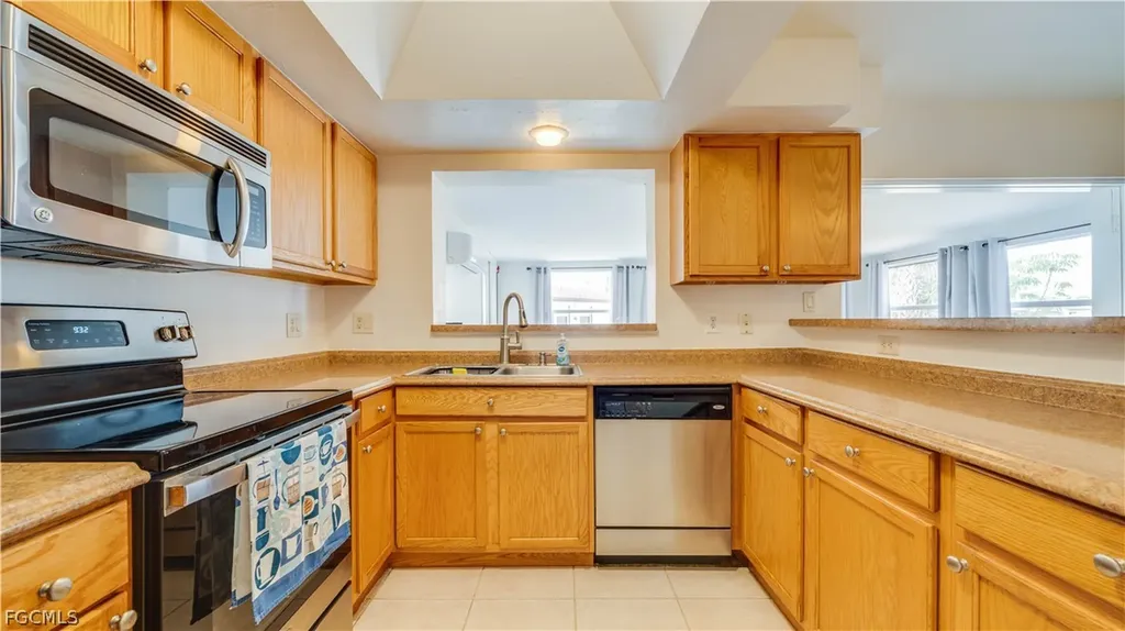 6549 Duquesne Drive Fort Myers FL 33919