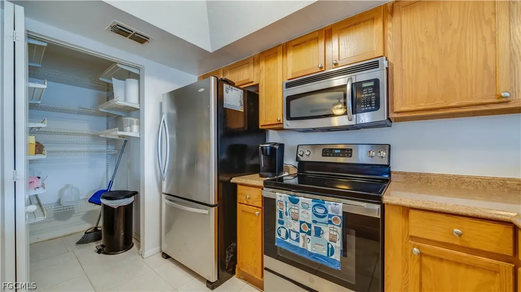 6549 Duquesne Drive Fort Myers FL 33919