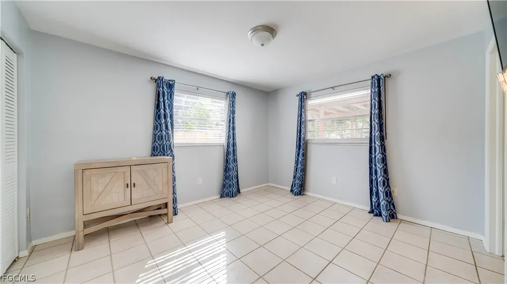 6549 Duquesne Drive Fort Myers FL 33919