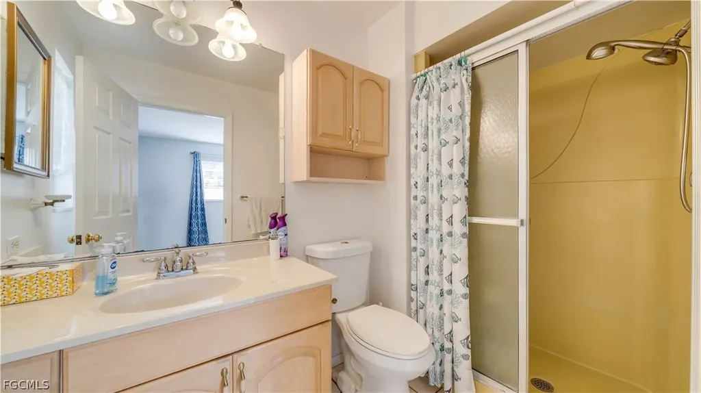 6549 Duquesne Drive Fort Myers FL 33919