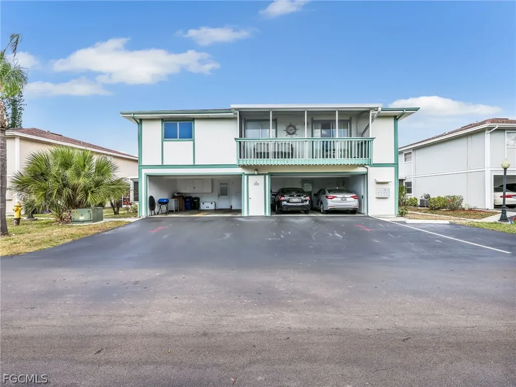 3297 Royal Canadian Trace Fort Myers FL 33907