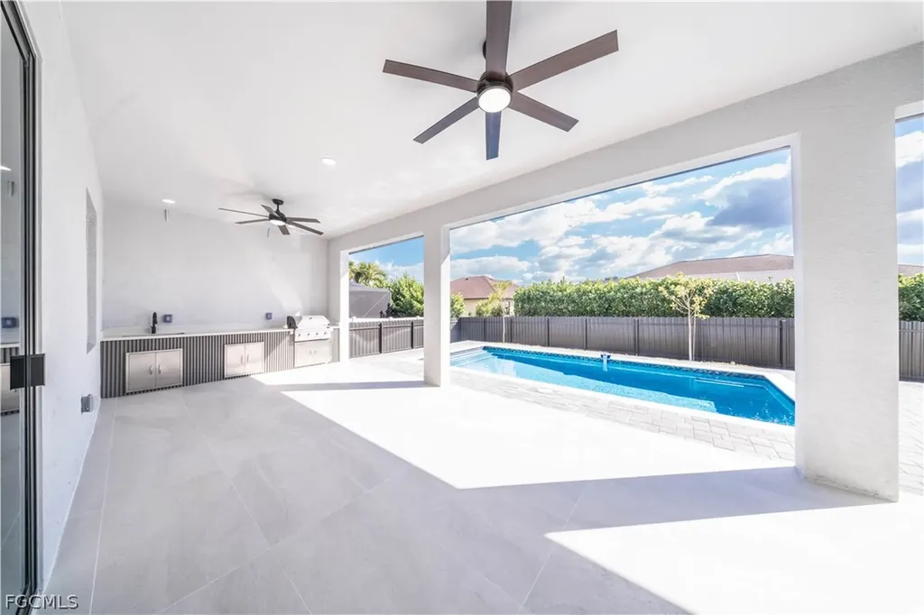 3516 NW 9th Terrace Cape Coral FL 33993