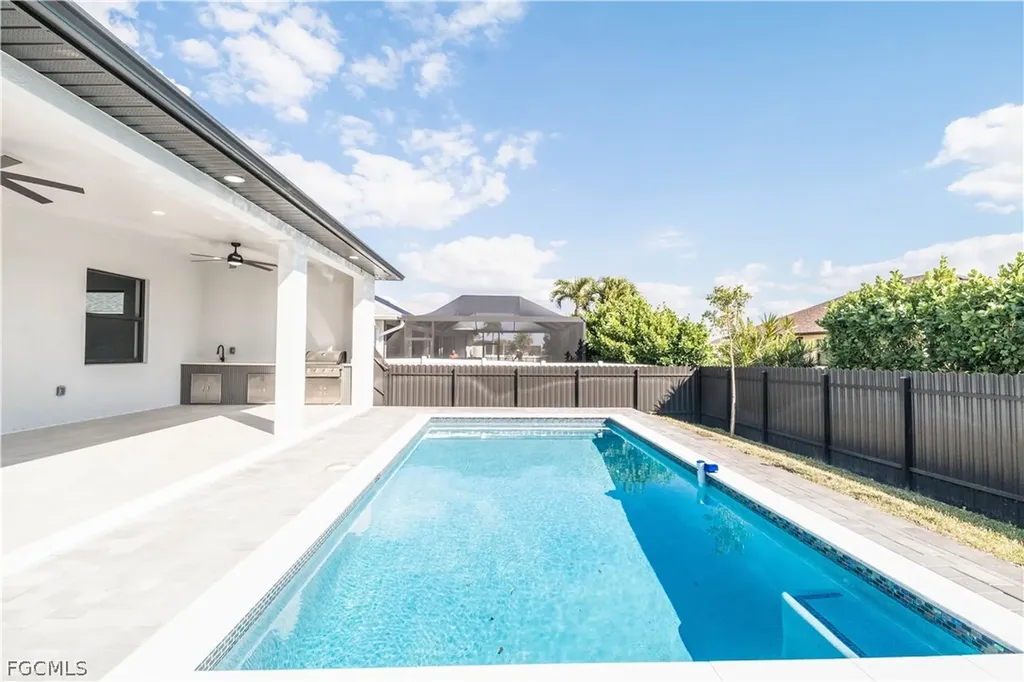 3516 NW 9th Terrace Cape Coral FL 33993