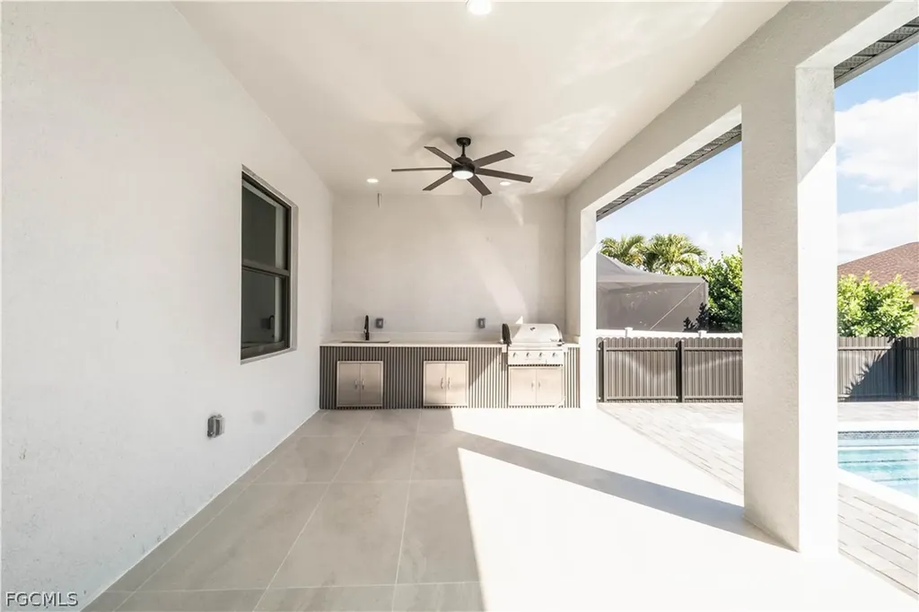 3516 NW 9th Terrace Cape Coral FL 33993
