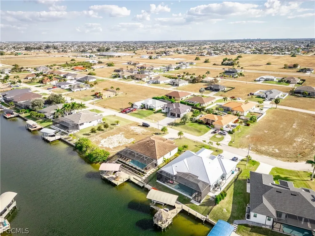 3516 NW 9th Terrace Cape Coral FL 33993