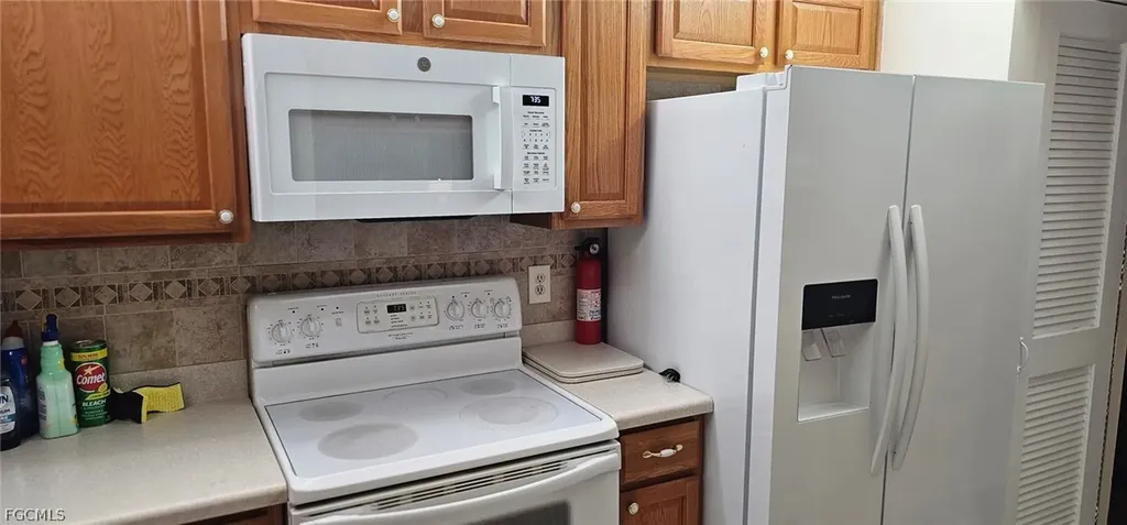 3460 N Key Drive North Fort Myers FL 33903