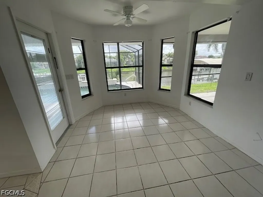 3425 SE 10th Avenue Cape Coral FL 33904