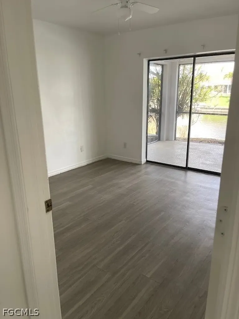 3425 SE 10th Avenue Cape Coral FL 33904