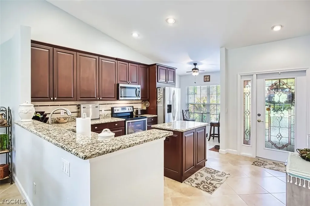 13809 Lily Pad Circle Fort Myers FL 33907