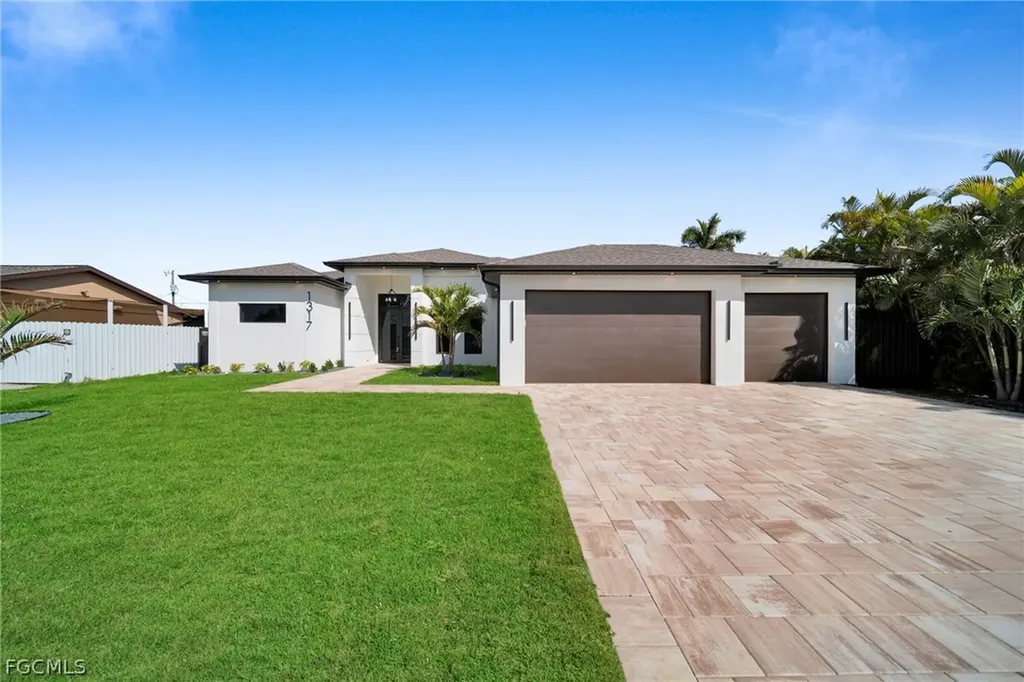 1317 SW 5th Place Cape Coral FL 33991