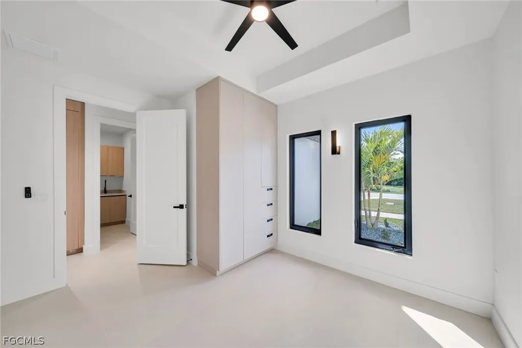 1317 SW 5th Place Cape Coral FL 33991