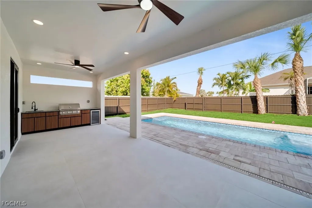 1317 SW 5th Place Cape Coral FL 33991