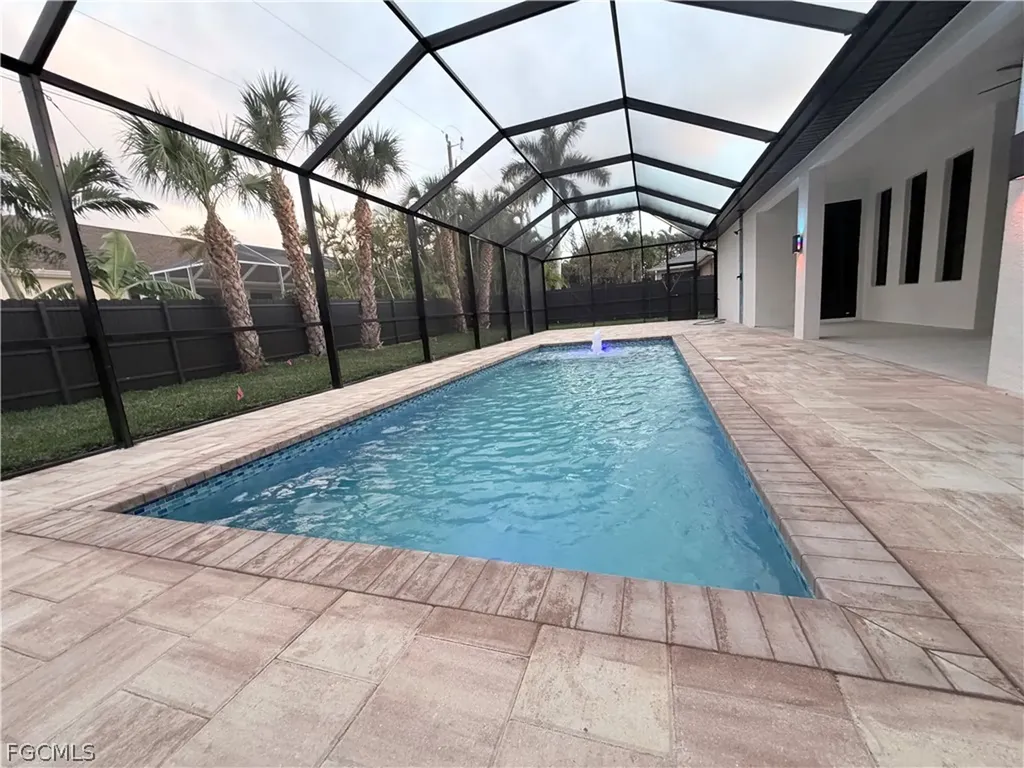 1317 SW 5th Place Cape Coral FL 33991