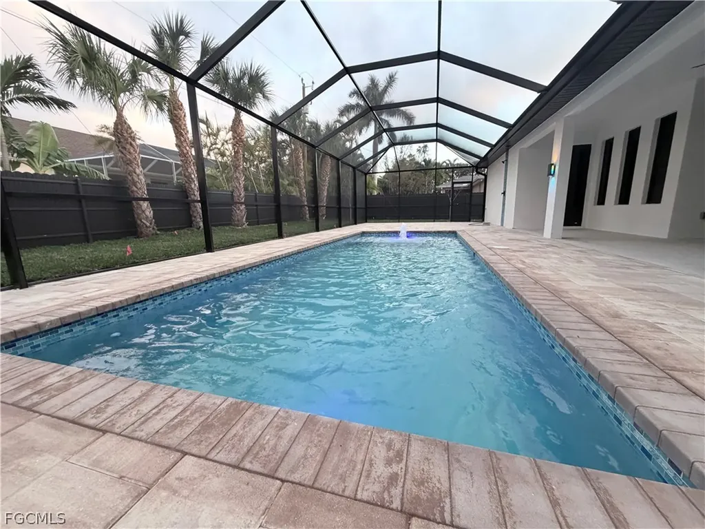 1317 SW 5th Place Cape Coral FL 33991