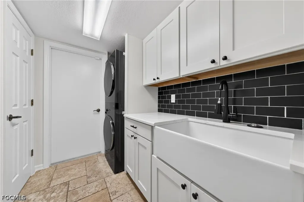 1513 SW 58th Street Cape Coral FL 33914