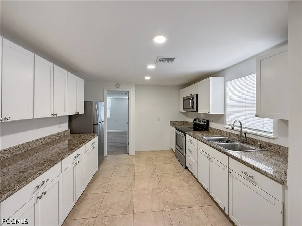 202 2nd Street Fort Myers FL 33907