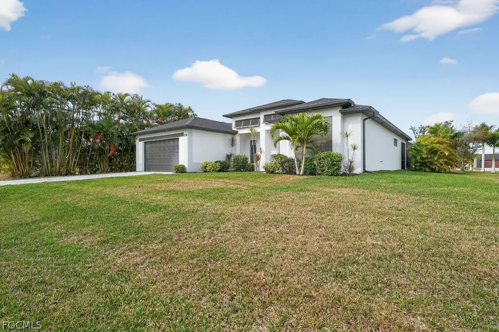 2118 SW 14th Place Cape Coral FL 33991