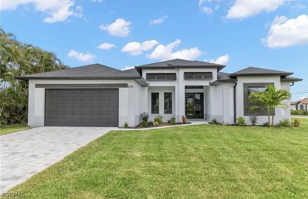 2118 SW 14th Place Cape Coral FL 33991
