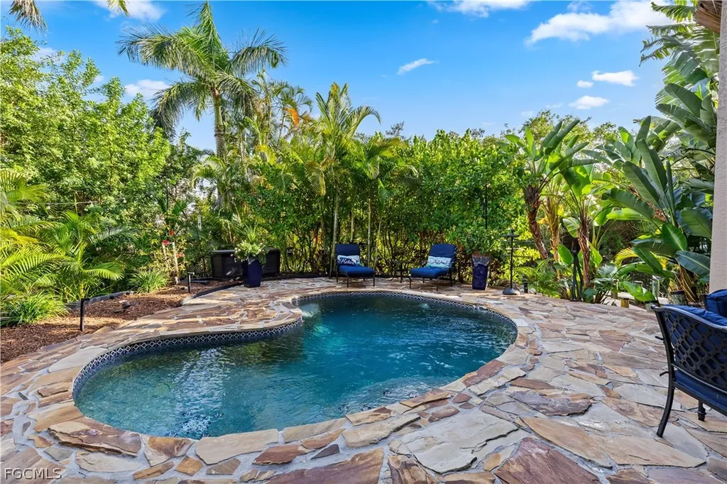 1504 Bowlees Cove Bradenton FL 34207