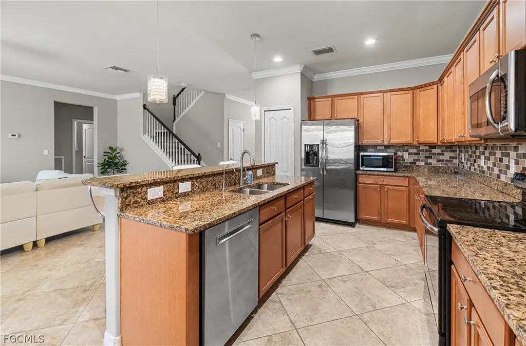 11276 Reflection Isle Boulevard Fort Myers FL 33912