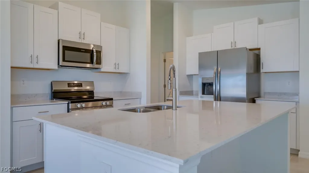 17400 Monte Isola Way North Fort Myers FL 33917