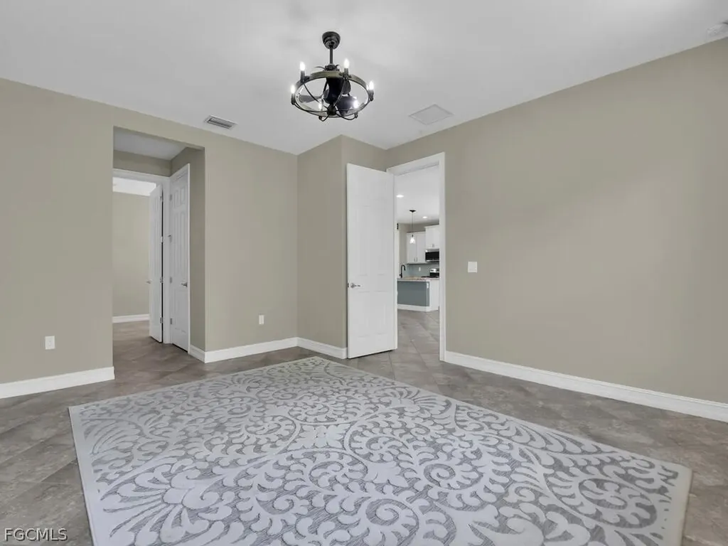 4211 Dutchess Park Road Fort Myers FL 33916