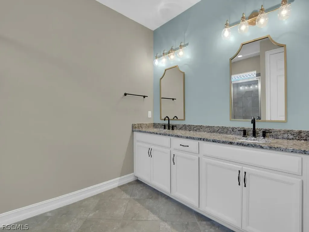 4211 Dutchess Park Road Fort Myers FL 33916