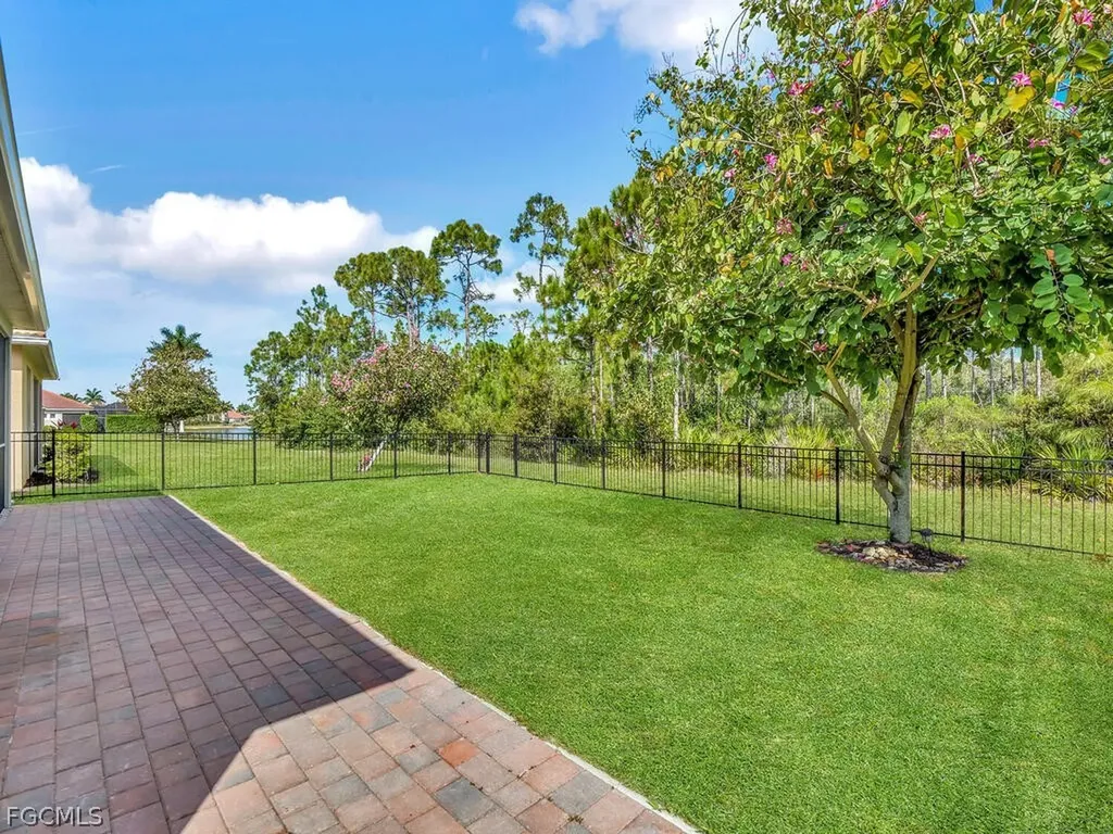 4211 Dutchess Park Road Fort Myers FL 33916
