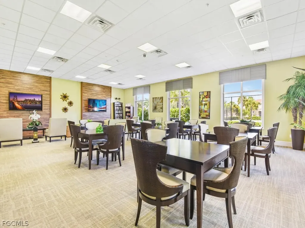 4211 Dutchess Park Road Fort Myers FL 33916