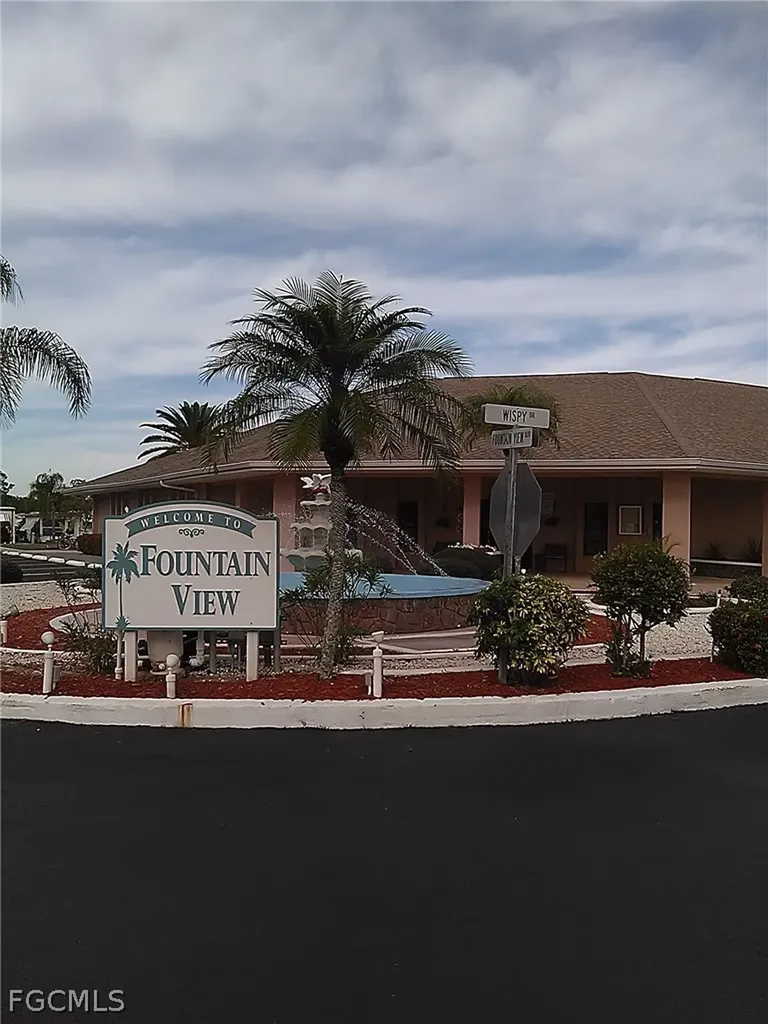 6 Fountain View Boulevard North Fort Myers FL 33903