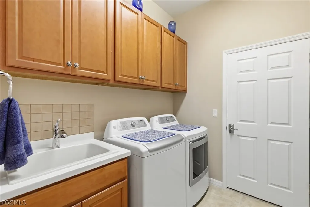 10526 Carena Circle Fort Myers FL 33913