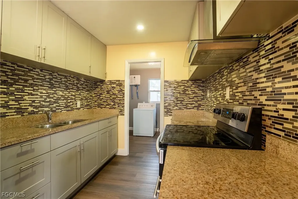 4811 Zana Drive Fort Myers FL 33905