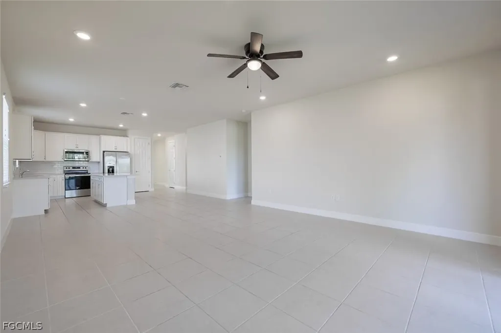 3922 Spotted Eagle Way Fort Myers FL 33966