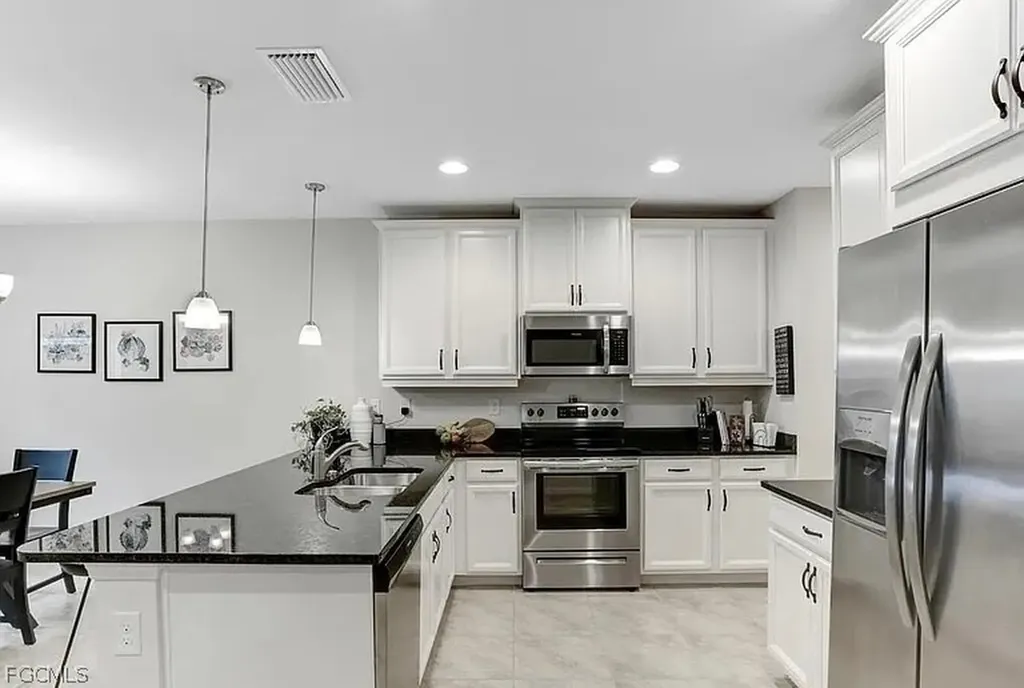 12123 Mahogany Cove Street Fort Myers FL 33913