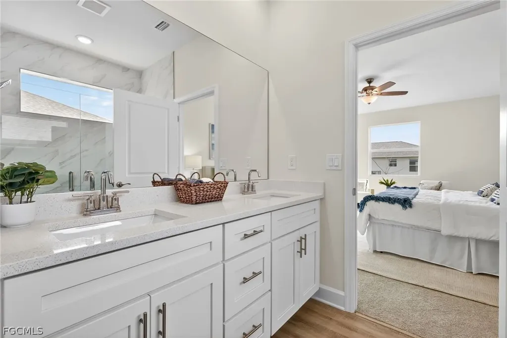 2553 NW 20th Avenue Cape Coral FL 33993