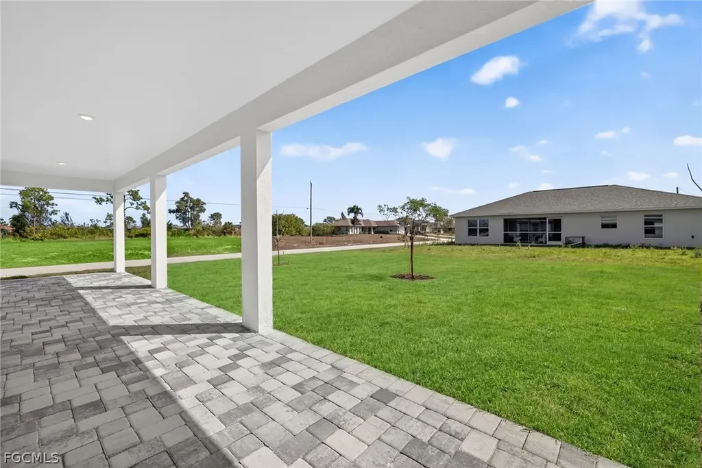 2553 NW 20th Avenue Cape Coral FL 33993