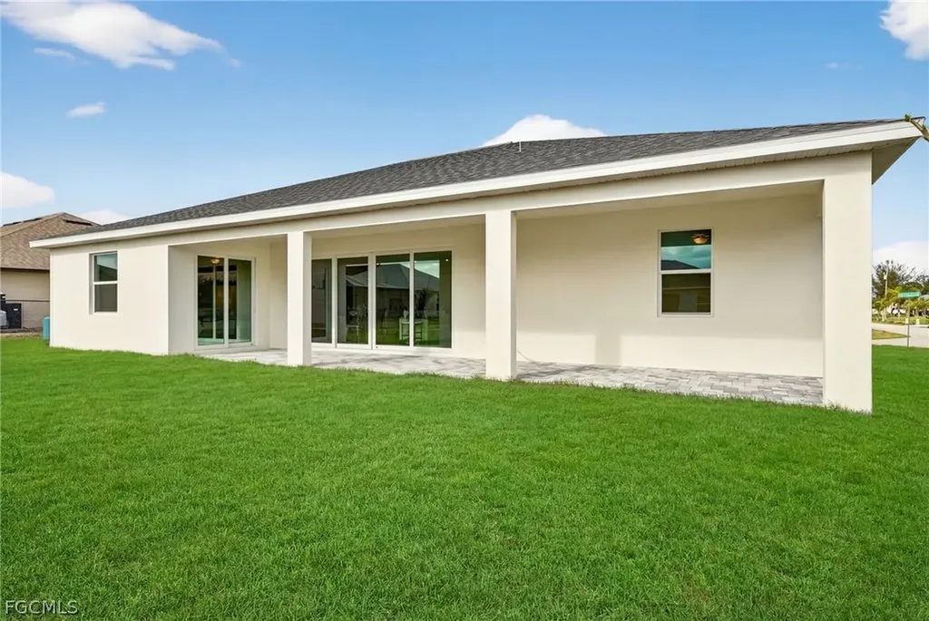 2553 NW 20th Avenue Cape Coral FL 33993
