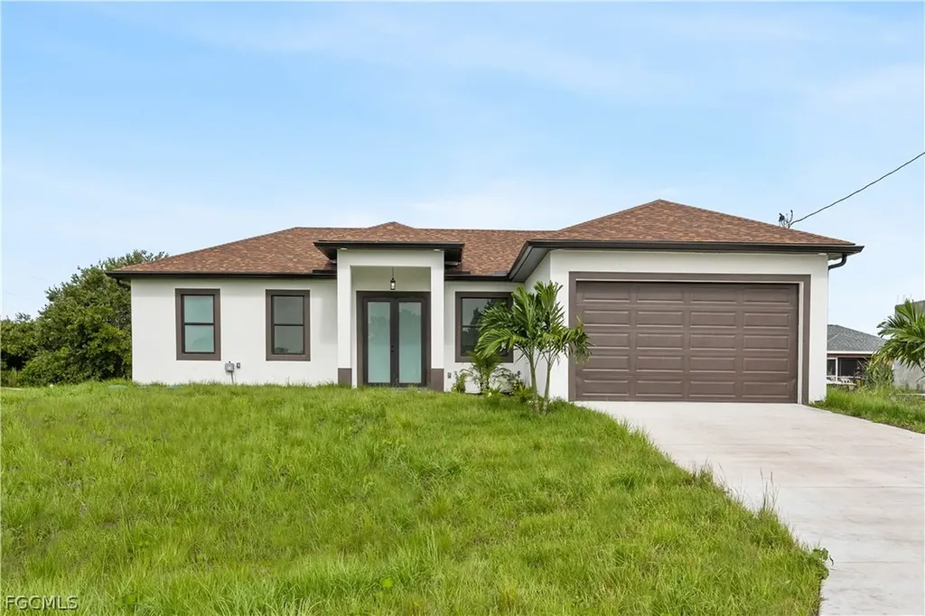 744 Oakridge Avenue S Lehigh Acres FL 33974