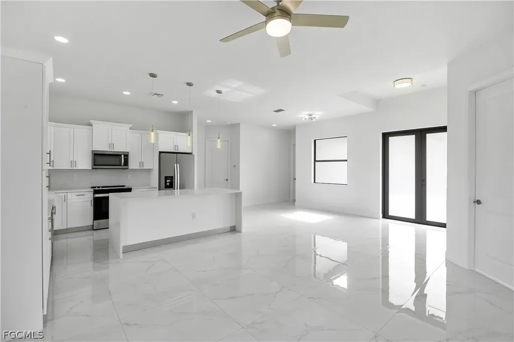 744 Oakridge Avenue S Lehigh Acres FL 33974