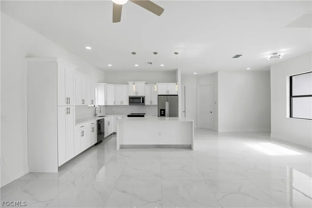 744 Oakridge Avenue S Lehigh Acres FL 33974