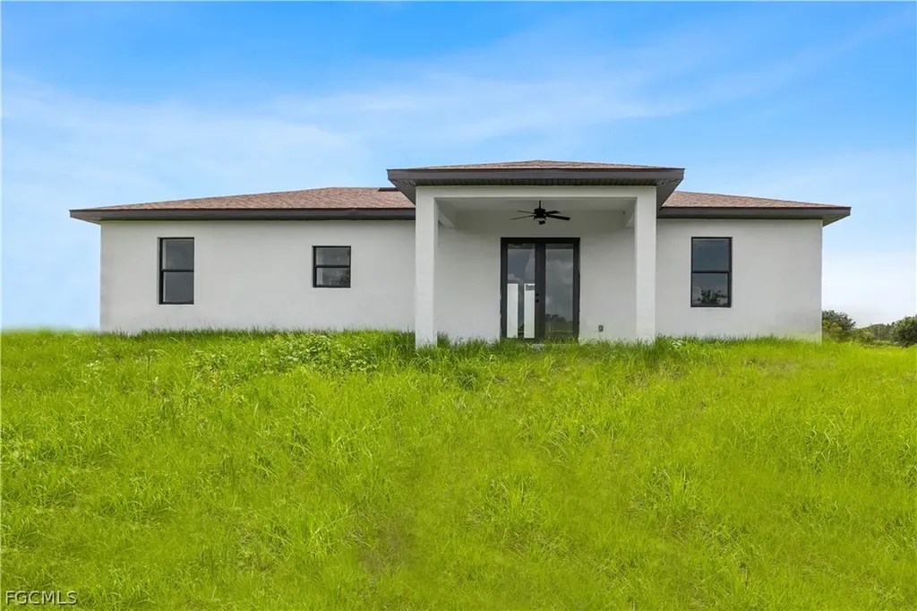 744 Oakridge Avenue S Lehigh Acres FL 33974