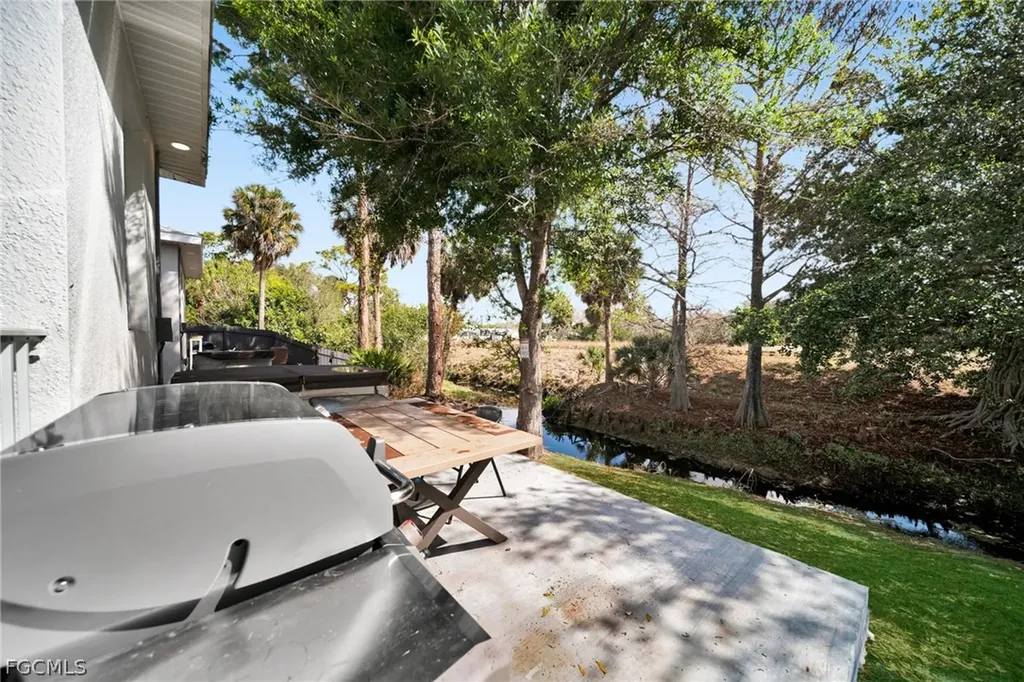 26961 N Riverside Drive Bonita Springs FL 34135