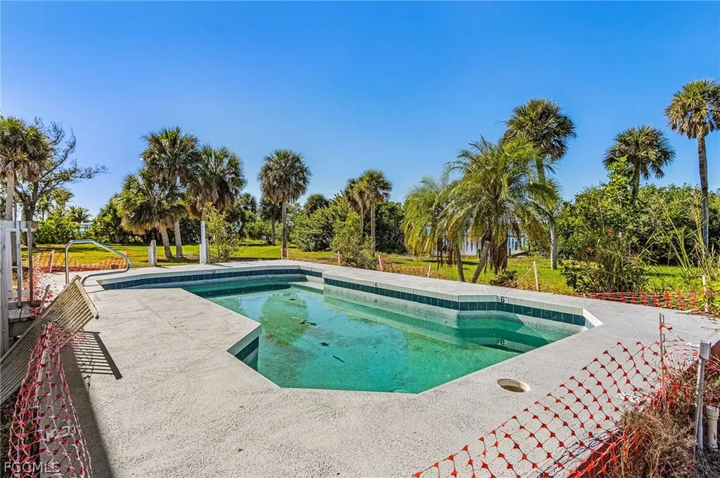 780 S Mccall Road Englewood FL 34223